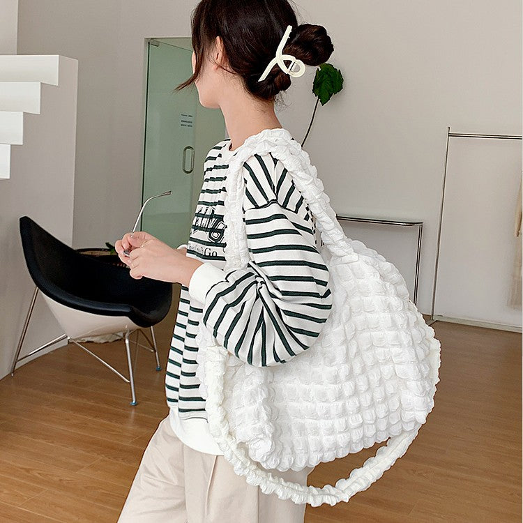 [4All] Túi Đeo Vai Lớn Họa Tiết Mây Dập NổI